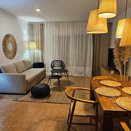Paraiso Del Camello Parking Y Terrazs Privada 圣米格尔德阿沃纳